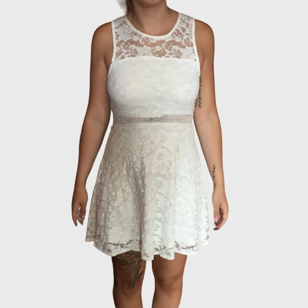 Garage | Dresses | Garage White Lace Floral Dress | Poshmark